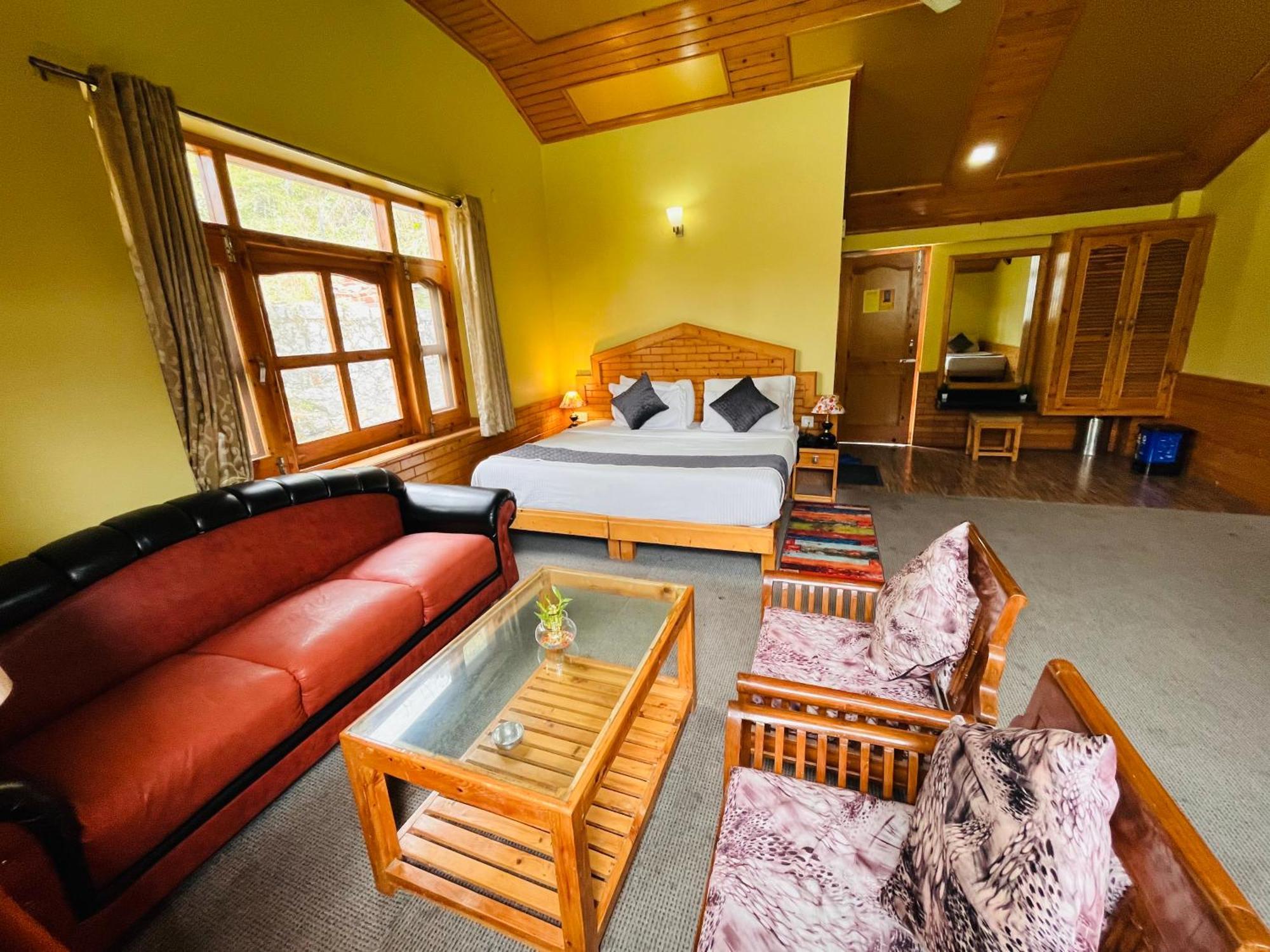 Snow Clad Riverview Hotel & Resort, Manali Zewnętrze zdjęcie